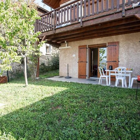 Le Mont Guillaume - 1 Chambre Terrasse Et Jardin Apartment Saint-Andre-d'Embrun Exterior photo