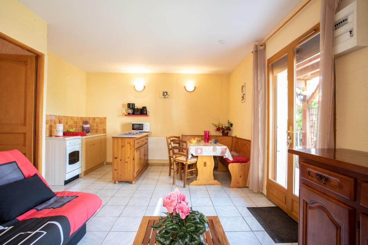 Le Mont Guillaume - 1 Chambre Terrasse Et Jardin Apartment Saint-Andre-d'Embrun Exterior photo